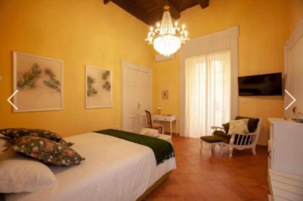 Dimora Del Campo Charming House Bed & Breakfast ซาแลร์โน ภายนอก รูปภาพ