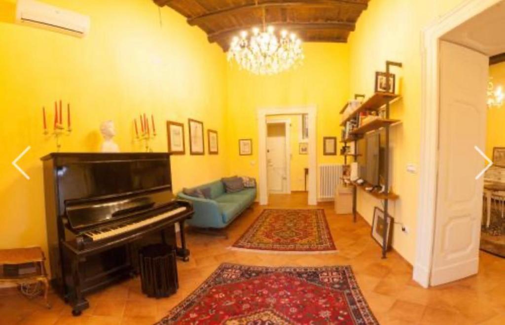 Dimora Del Campo Charming House Bed & Breakfast ซาแลร์โน ภายนอก รูปภาพ